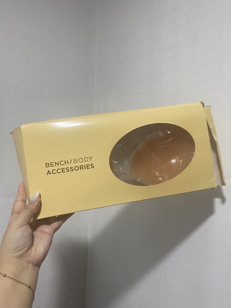 Bench Body Silicone Bra Accessories (Category: Undergarments & Loungewear) located in Manila. Submitted by saaaaabrina (Listing ID 1466251203, Image 1). Description: - bnew!! tried it on lang but didnt get to use it talaga. not for me hehe .