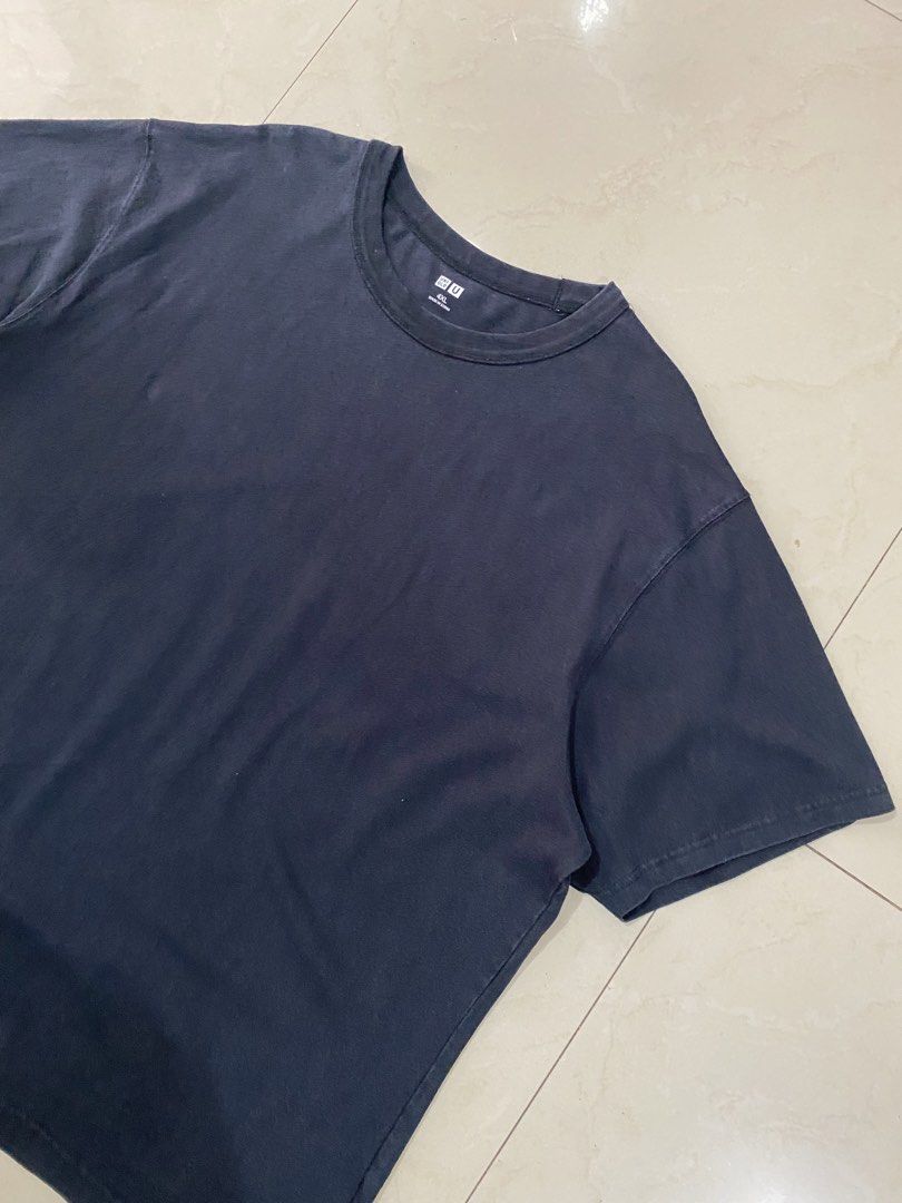 (BIG SIZE) UNIQLO U BLACK CREWNECK TEE (Category: Tshirts & Polo Shirts ) located in Talisay. Submitted by hustlethrift_2600 (Listing ID 1466201271, Image 2). Description: (BIG SIZE) UNIQLO U BLACK CREWNECK TEE 4XL ON TAG BEST FIT 5XL-6XL 28 W 30 L EXCELLENT CONDITION 9.8/10 COLOR RATE NO ISSUE COLOR MAY VARY DUE TO LIGHTING - 449 🏷️.
