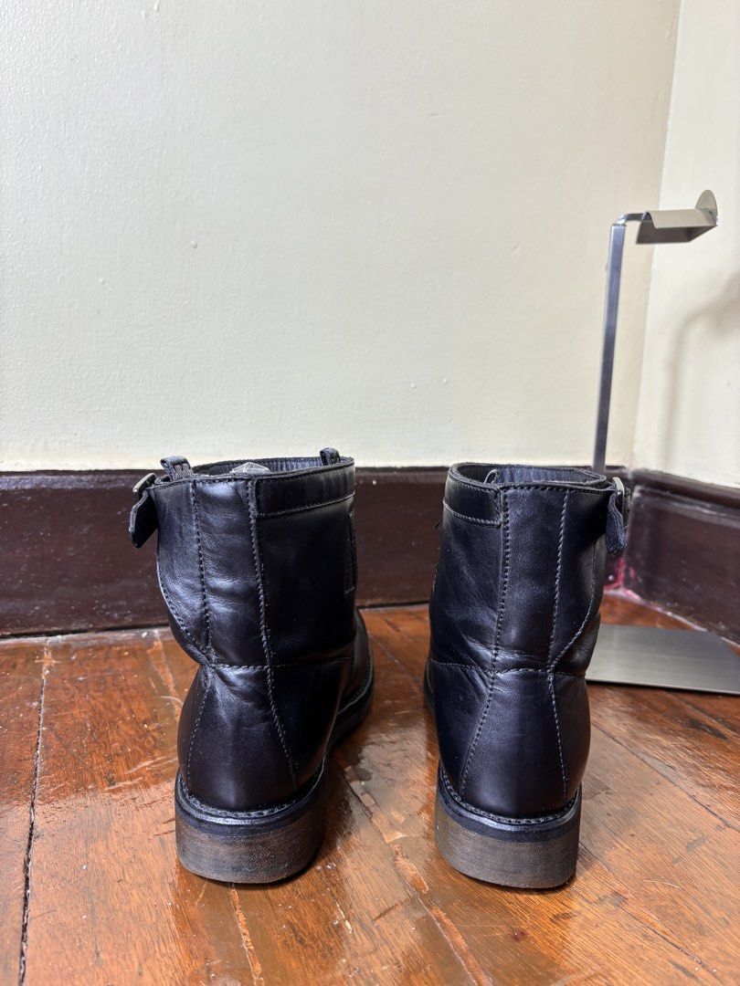 Bikkembergs Ankle Boots (Category: Boots) located in Manila. Submitted by earlylifecrisis3 (Listing ID 1466283776, Image 3). Description: Size 39 Condition 9/10 Measure it by inch Insole: 10.5 Outsole: 11.3 Heels: 1.6 •Refund / Returns not allowed allowed •Please do check the dimensions size on labels sometimes are not accurate on the sizing •Ask me before purchasing.