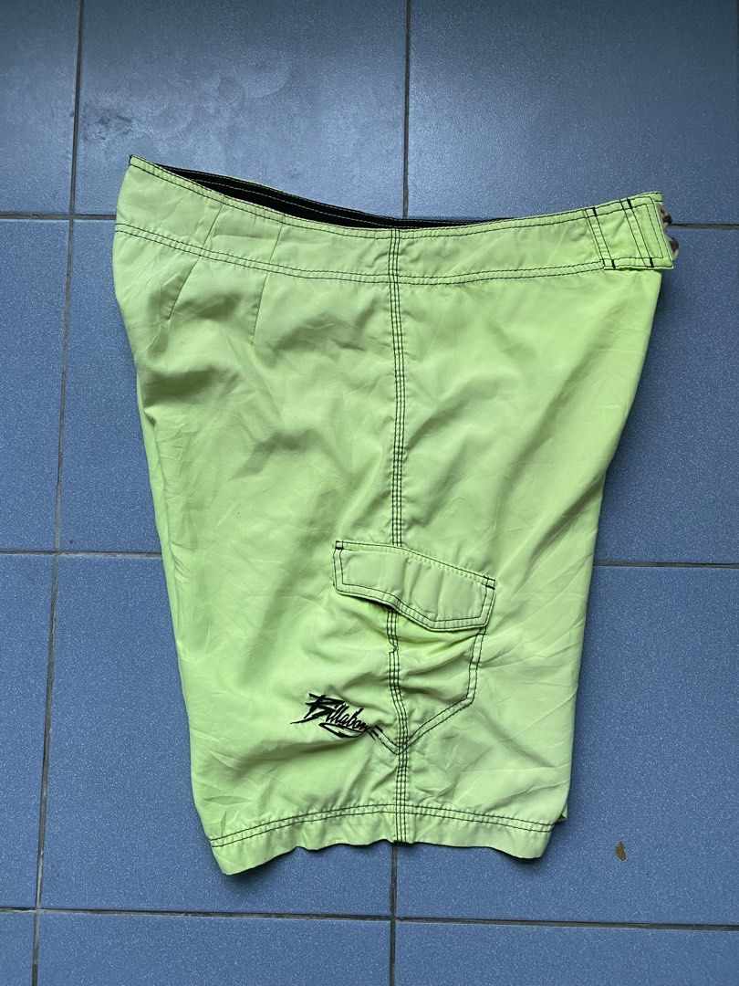 BILLABONG (Category: Swim Trunks & Board Shorts) located in Cabuyao City. Submitted by badthrift_pat (Listing ID 1466219230, Image 3). Description: BILLABONG BOARD SHORT 👖WAIST:38 👖LENGTH:23 👖THIGH:15.5 👖LEG OPEN:12.5 FLAWS:NEED WASH/REPLACE LACE 🏷️:349.