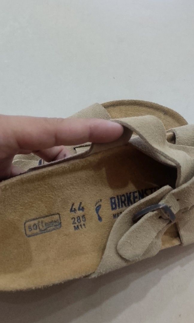 BIRKENSTOCK LUGANO SUEDE (Category: Slippers & Slides) located in Iloilo. Submitted by skerittt (Listing ID 1466325017, Image 2). Description: BIRKENSTOCK LUGANO SUEDE SIZE 44 NO FLAWS.