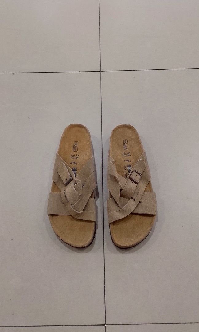 BIRKENSTOCK LUGANO SUEDE (Category: Slippers & Slides) located in Iloilo. Submitted by skerittt (Listing ID 1466325017, Image 1). Description: BIRKENSTOCK LUGANO SUEDE SIZE 44 NO FLAWS.