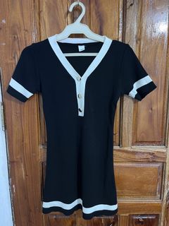 (Category: ) located in . Submitted by gbwardrobe (Listing ID 1466196104, Image 1). Description: .
