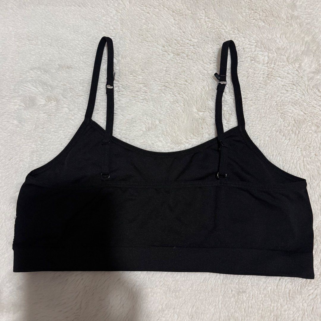 BLACK BRALLET TOP | XS-S (Category: Activewear) located in Manila. Submitted by meisu_mnl (Listing ID 1466279786, Image 2). Description: BLACK BRALLET CROP TOP 🖤 Best Fit: XS–S Condition: Lightly Used ✨ Bust: 26–32" Underbust: 24–30" • Adjustable spaghetti straps • With pad slot • Stretchy fabric • Ruched front detail • Comfortable fit Brand: No Brand Actual item photos posted. Please check measurements before buying. #BlackBralette #Bralette #B