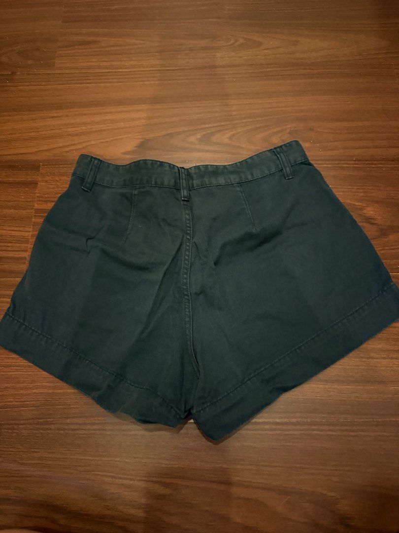 Black Denim Shorts (Category: Shorts) located in Pasig City. Submitted by shop.gelss (Listing ID 1466322835, Image 2). Description: .