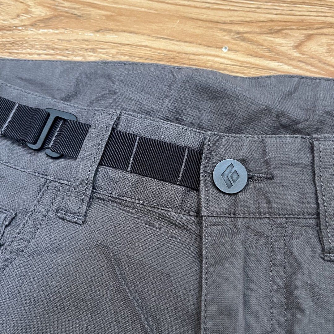 Black Diamond - Alpine Pants First Gen (Category: Activewear) located in Batangas. Submitted by wornwear.ph (Listing ID 1466273708, Image 3). Description: Black Diamond - Alpine Pants First Gen Small Waistline 30 inches Length 39” Quick dry fabric Excellent condition 1,680 only! .