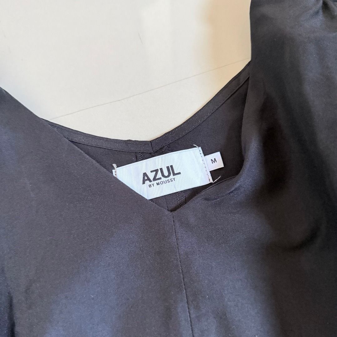 Black Long Sleeve Smocked Blouse (Category: Longsleeves) located in Baliuag. Submitted by dubu.preloved (Listing ID 1466288095, Image 2). Description: Black Long Sleeve Smocked Blouse ✨ Condition: 8/10 📏 Size: S-M 🚚 Shipping available via JNT/Flash 📍 Meet-up: Baliuag, Bulacan.