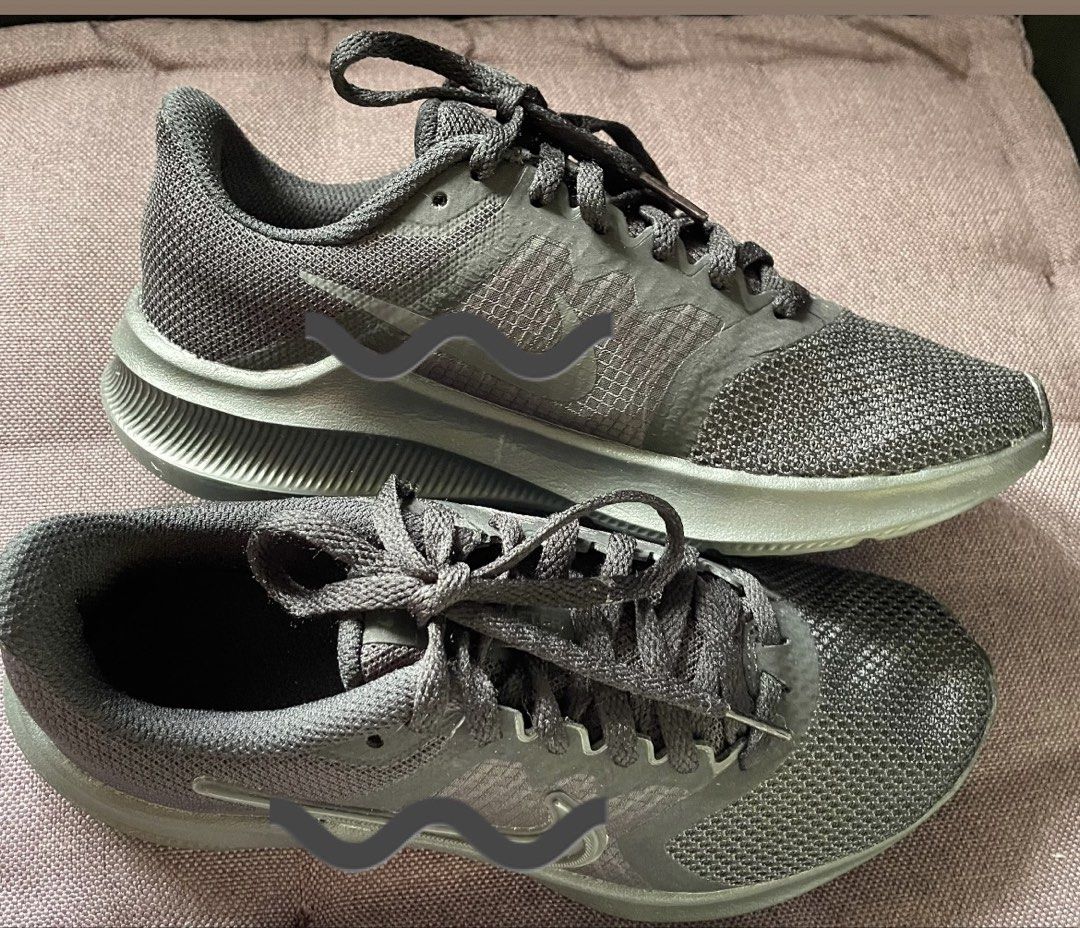 Black Nike running shoes, size 5 (22cm) (Category: Sneakers) located in Quezon City. Submitted by khaligurl (Listing ID 1466265782, Image 2). Description: More items on SALE‼️Check my listings. Condition: Brandnew, no box • Black Nike running shoes • Size 5 (22cm) •US bought AS-IS basis. What you see is what you get. If any, flaws and issues will be clearly indicated in the description. Full payment (item + shipping) first policy - GCASH only. De