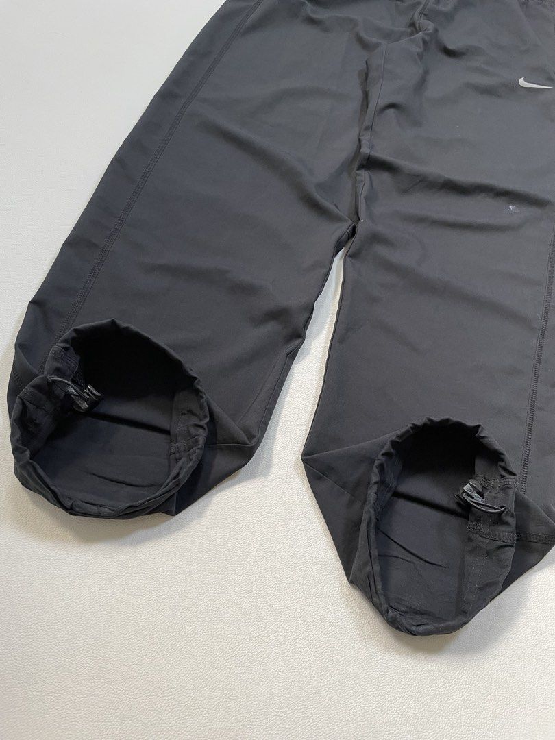 Black Nike Track Pants (Category: Joggers) located in Baguio. Submitted by azoan (Listing ID 1466181414, Image 3). Description: .