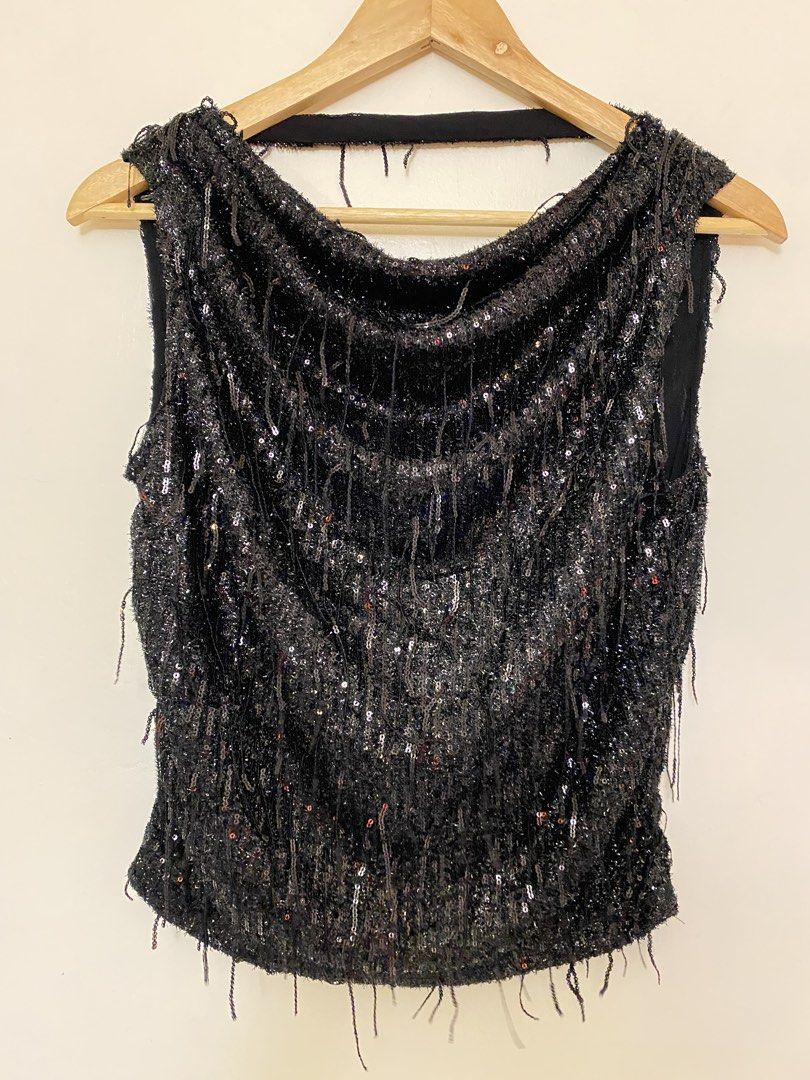 Black Sequin Top (Category: Sleeveless) located in Makati City. Submitted by bottega_boi (Listing ID 1466253430, Image 3). Description: .