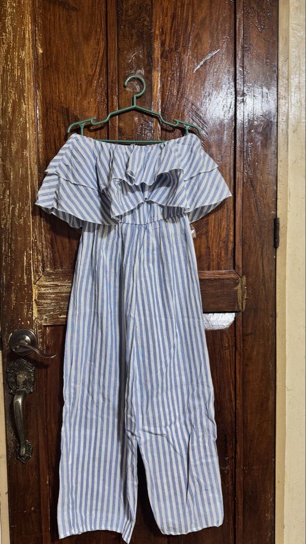Blue and White Striped Off-Shoulder Jumpsuit (Category: Jumpsuits) located in Kananga. Submitted by yongggi (Listing ID 1466326468, Image 2). Description: Blue and white striped jumpsuit. Tube jumpsuit.