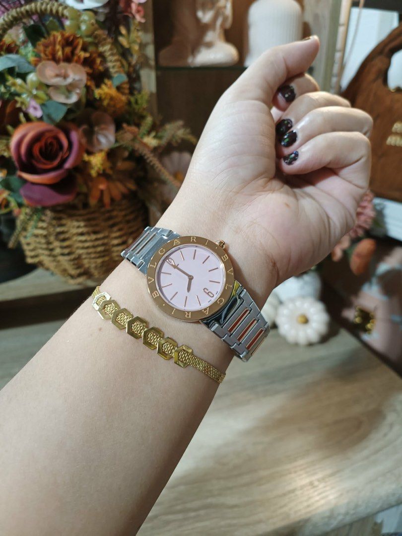 Blv Two-Tone Watch with Pink Dial (Category: Women's Watches) located in Muntinlupa City. Submitted by farinasonlineshop (Listing ID 1466261533, Image 1). Description: .