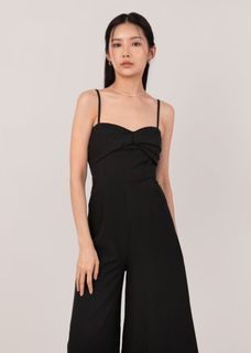 (Category: ) located in . Submitted by buyliaoneverwear (Listing ID 1466264539, Image 1). Description: .