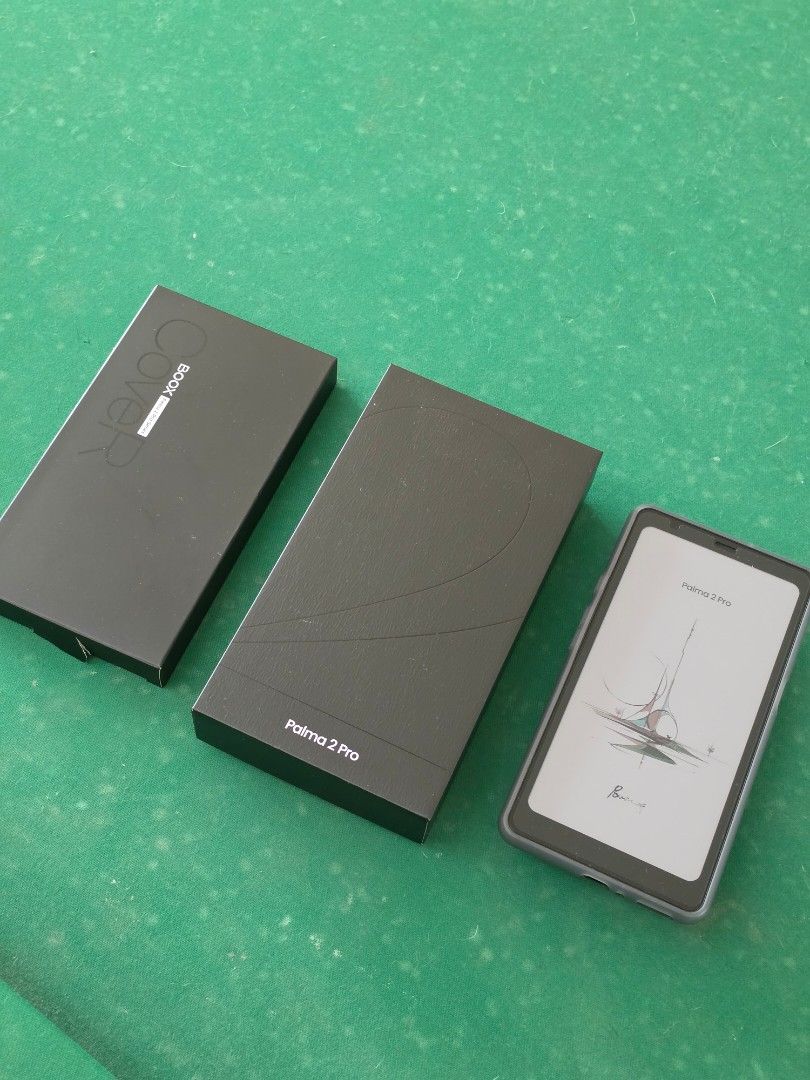 BOOX Palma 2 Pro (Black) E-Reader (Category: E-Readers) located in Cavite. Submitted by janmaykeldelacruz (Listing ID 1466311263, Image 3). Description: Selling my black Onyx Boox Palma 2 Pro. A compact, phone-sized e-reader that fits right in your pocket. Running on Android, it gives you the flexibility to install any reading app from Google Play, paired with a paper-like screen that is super gentle on the eyes. ​ Features ✅️​Display: 6.13-inch 