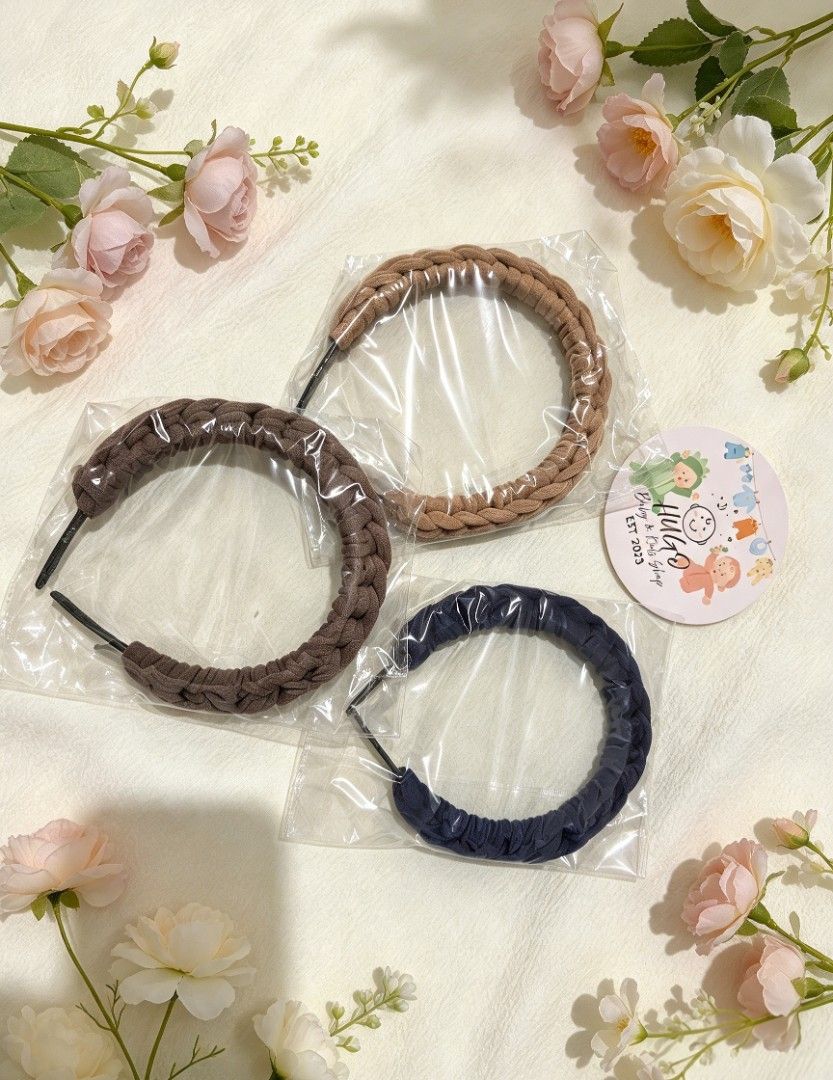Braided fabric headbands in various colors (Category: Hair Accessories) located in Lipa City. Submitted by scorp.dada (Listing ID 1466318110, Image 3). Description: 🎀✨ CUTIE LITTLE GIFTS FOR THE HOLIDAYS! ✨🎀 Looking for a sweet and thoughtful gift this coming Christmas? 🎄🎁 These handmade headbands are made with love and are just TOO CUTE! 🥹💕 Perfect for: 🎁 Christmas gifts 🎀 Souvenirs for birthdays & baby showers 🕊️ Baptism / Christening 