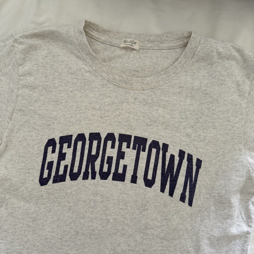 Brandy Melville Georgetown baby tee (Category: Shirts) located in Davao. Submitted by aug_amari (Listing ID 1466170643, Image 2). Description: fits size xs-semi medium baby tee.