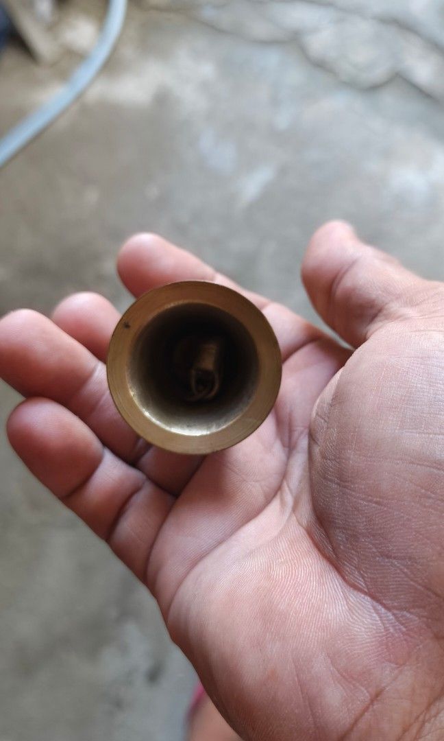 Brass school / service bell (Category: Vintage Collectibles) located in San Pedro. Submitted by tristanjapansurplus (Listing ID 1466179500, Image 2). Description: ptpa selling vintage service bell 3.5 inch hieght very good condition.