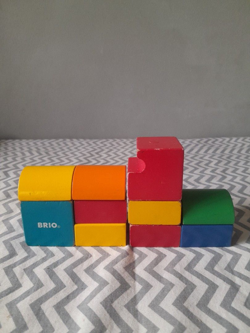 Brio Magnetic Blocks (Category: Educational & Learning Toys) located in Pasig City. Submitted by three.babybears (Listing ID 1466247554, Image 2). Description: .