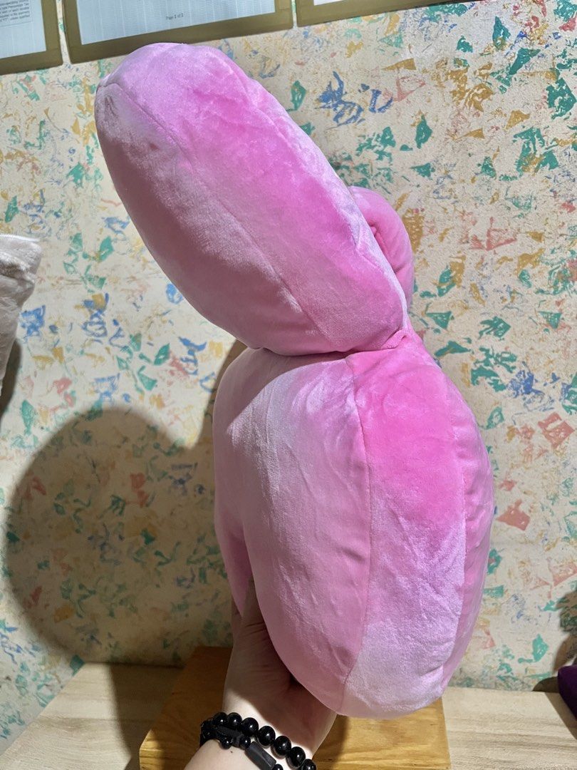 BT21 x Miniso ~Cooky~ Face Cushion (Category: Plushies & Soft Toys) located in Taguig. Submitted by lae.onlineshop (Listing ID 1466273892, Image 3). Description: BT21 x Miniso ~Cooky~ Face Cushion *With etiketa and paper tag. Mallow-type *THE COLOR MAY SLIGHTLY DIFFER FROM ACTUAL DUE TO LIGHTING AND/OR SCREEN RESOLUTION. Size: approx 40cm (16”) Issue: mininmal cleaning needed, and may small flaw sa likod ng isang ear (see video), AS IS ‼️1 DAY RE