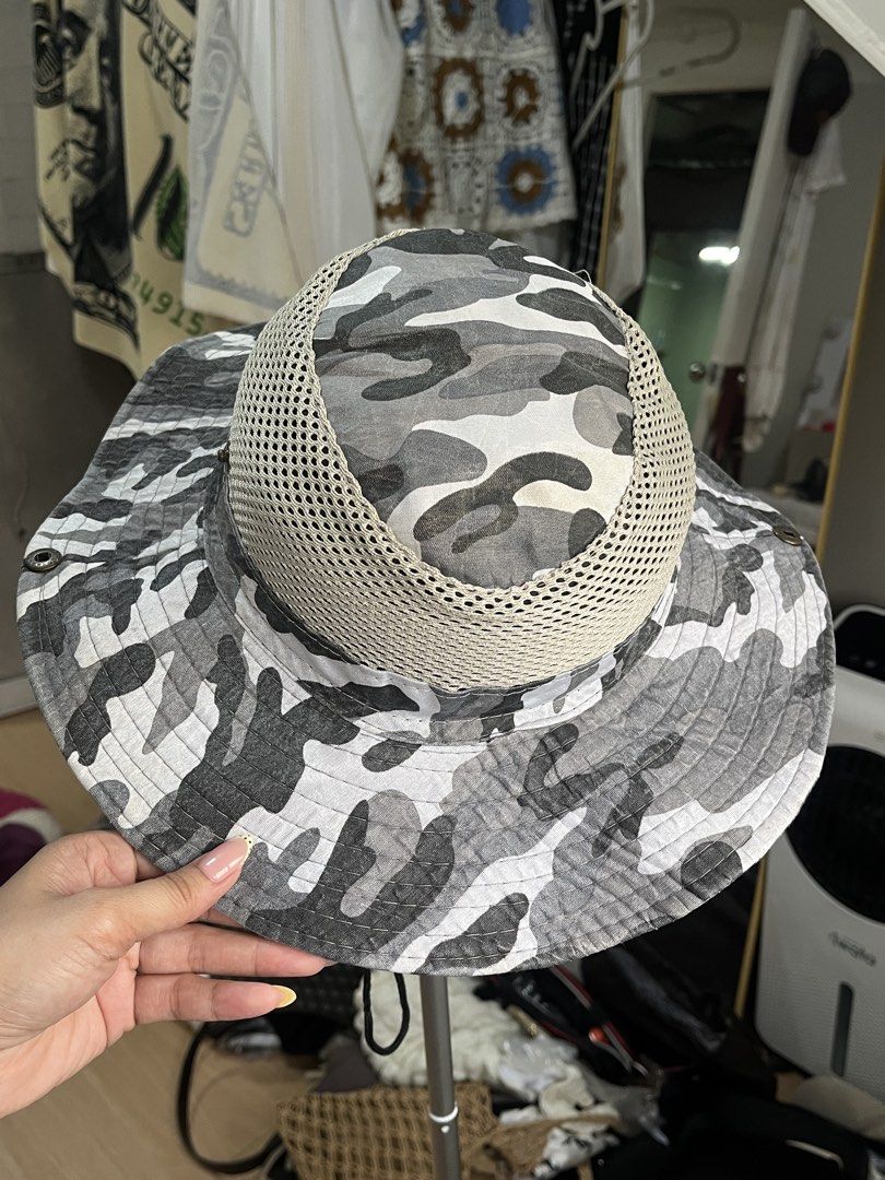 BUCKET HAT (Category: Activewear) located in Tayug. Submitted by thriftyshady_ (Listing ID 1466332627, Image 3). Description: .
