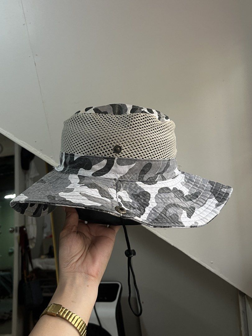 BUCKET HAT (Category: Activewear) located in Tayug. Submitted by thriftyshady_ (Listing ID 1466332627, Image 1). Description: .