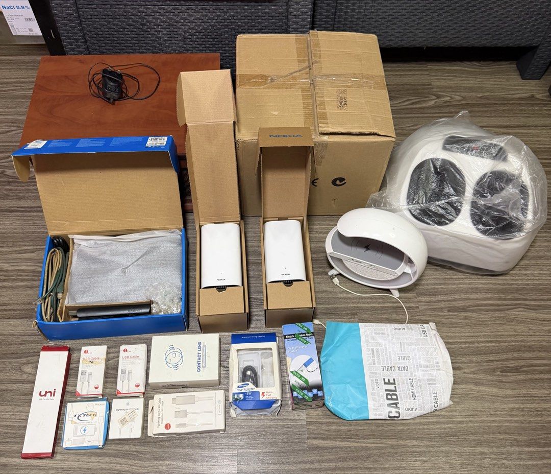 Bundle Items (Category: Networking) located in Singapore. Submitted by paduuuuuu (Listing ID 1466269024, Image 2). Description: Clearance as no space New and used items Items are not refundable or exchanged Buy at your own comfort Self collection at my house only .