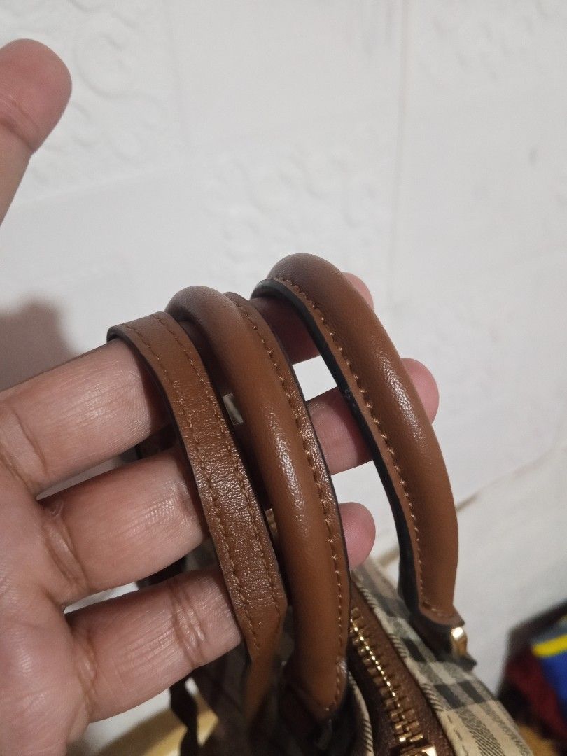 Burberry (Category: Cross-body Bags) located in Zamboanga. Submitted by alminajammang19 (Listing ID 1466287935, Image 3). Description: authentic Burberry mini speedy from Japan surplus.