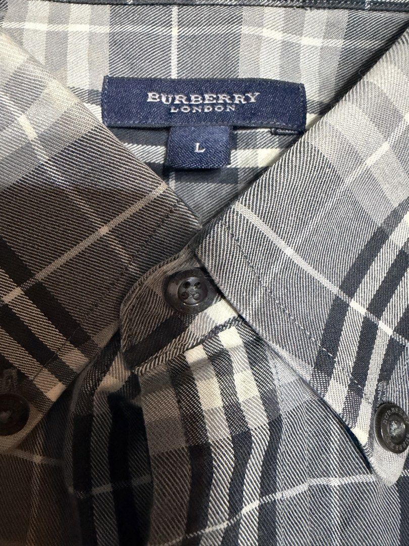Burberry - Black Gray Plaid Longsleeves (Category: Formal Shirts) located in Cavite. Submitted by commoncourtesy (Listing ID 1466223525, Image 3). Description: Size Large.