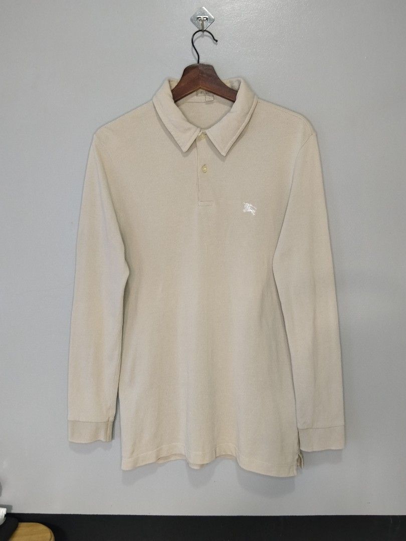 Burberry Long Sleeve (Category: Coats, Jackets and Outerwear) located in Bago City. Submitted by gent.ly.getup (Listing ID 1466229260, Image 1). Description: like new no issue 18 by 29 9.8/10 color rate small on tag.