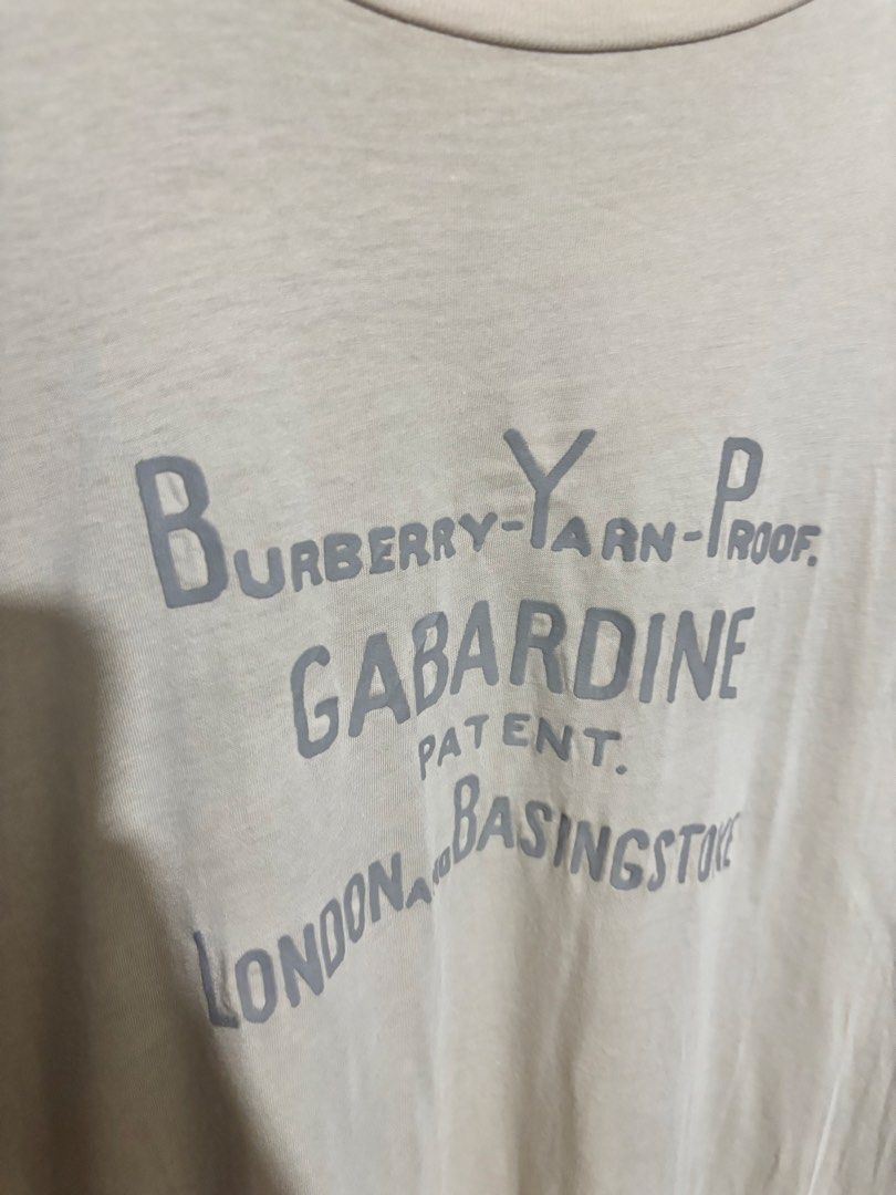 Burberry Tshirt (Category: Tshirts & Polo Shirts ) located in Bacolor. Submitted by dandaofficial25 (Listing ID 1466179648, Image 3). Description: 29L 23W.