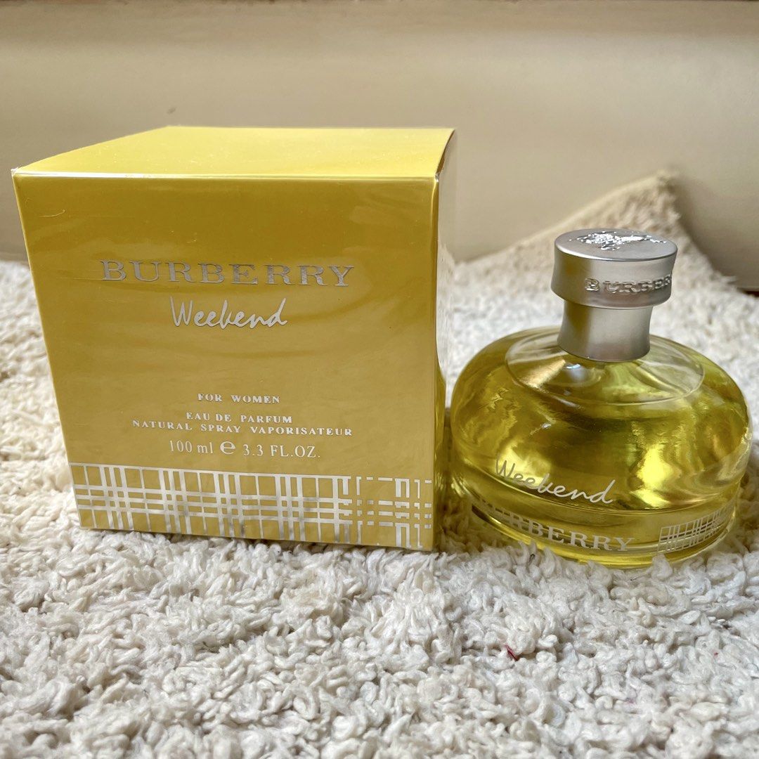 Burberry Weekend for women Perfume (Category: Fragrance & Deodorants) located in Subic. Submitted by javsprelovedstuffs (Listing ID 1466233242, Image 2). Description: Floral fragrance for women Tester (High Qlty) Pls no asking if OG given the price 😂 Can last for hours Good for everyday perfume #perfume #perfumeph #burberry #jomalone #armani #dubaiperfume .