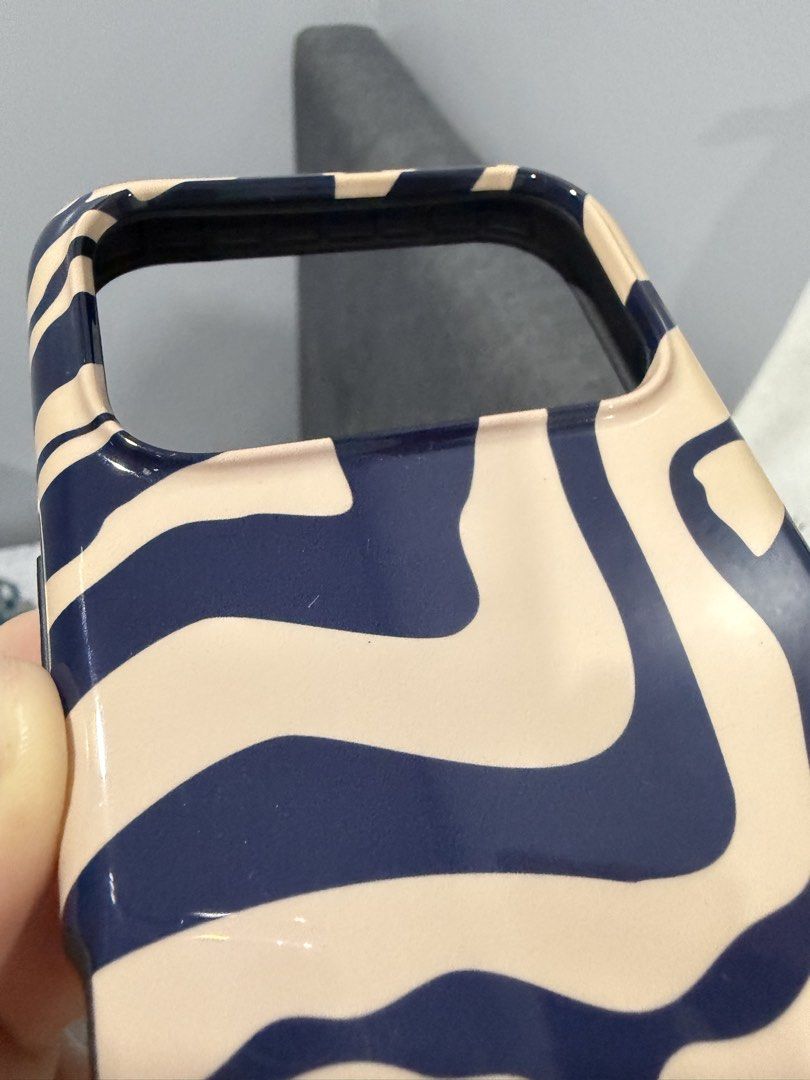Burga 17pro (Category: Cases & Sleeves) located in Cebu City. Submitted by caseypie.cebuph (Listing ID 1466159186, Image 2). Description: Rfs: got new phone case.