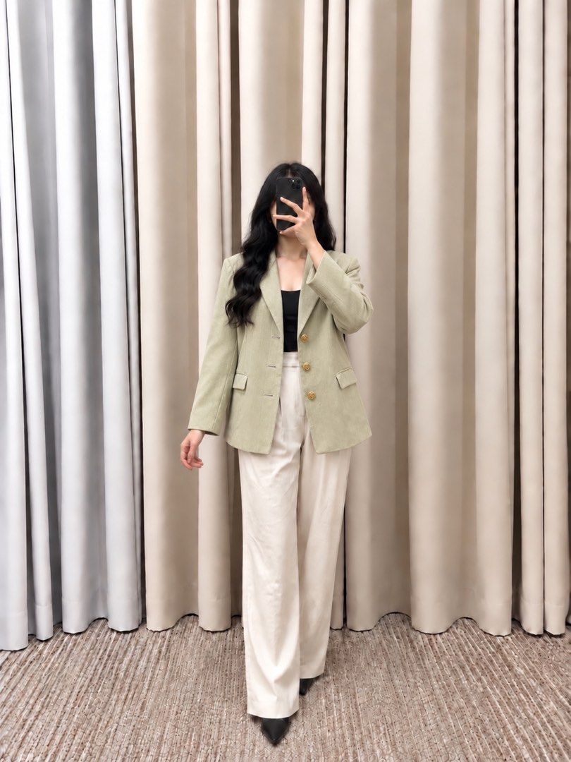 Button Down Pastel Taupe Green (Category: Coats, Jackets and Outerwear) located in Taguig. Submitted by vm.co (Listing ID 1466307517, Image 1). Description: .