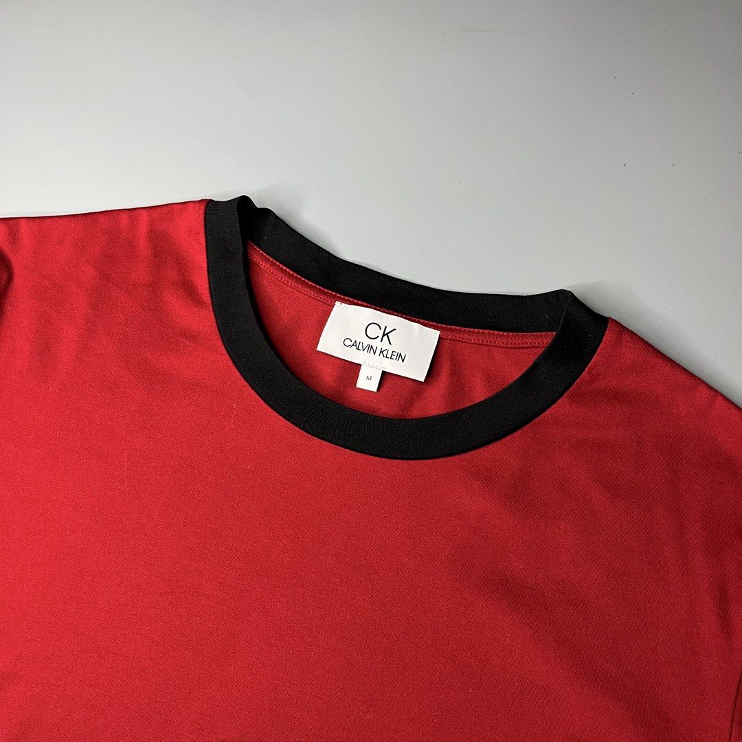 CALVIN KLEIN RINGER TEE (Category: Tshirts & Polo Shirts ) located in Manila. Submitted by aaaaaahhhhhh (Listing ID 1466295536, Image 2). Description: Medium 19.5W 27L Need wash Lalamove or J&t Express + Shipping fee.