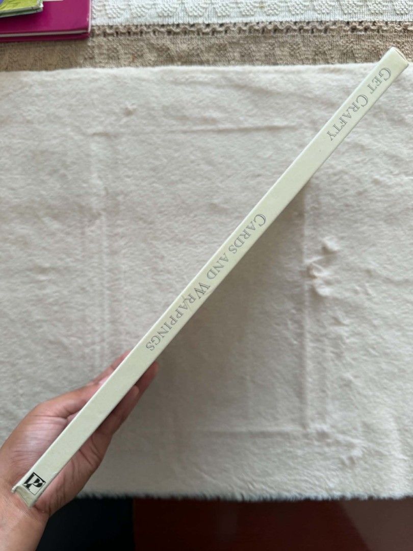 Cards And Wrappings (Category: Storybooks) located in Santiago. Submitted by bookworm_club (Listing ID 1466204332, Image 3). Description: 📚no cancellation, return or exchange. 📚secondhand books. some books are in good condition while some has minimal flaws (foxing, creases, dog-eared pages, etc.) 📚reasonable haggling is allowed. 💰MOP: For same day pickup - CASH & BANK TRANSFER For shipping or scheduled pickup - BANK TRANSFER 🚚MOD: •Store pic