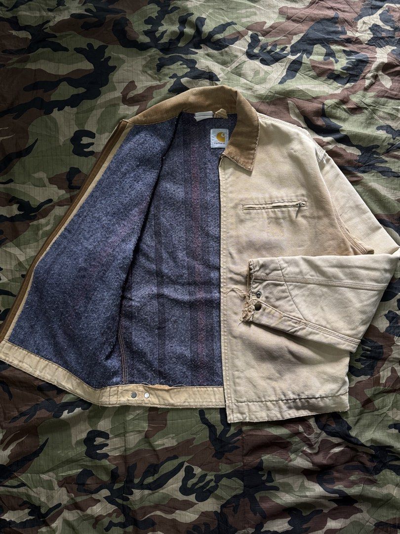 Carhartt detroin 80’s (Category: Coats, Jackets and Outerwear) located in Malaybalay. Submitted by jelter (Listing ID 1466179134, Image 3). Description: Carhartt Detroit jacket Vtg 80’s Dimes 23x26 No patch design Issue: patchMark at the chest pocket Verry good condition .