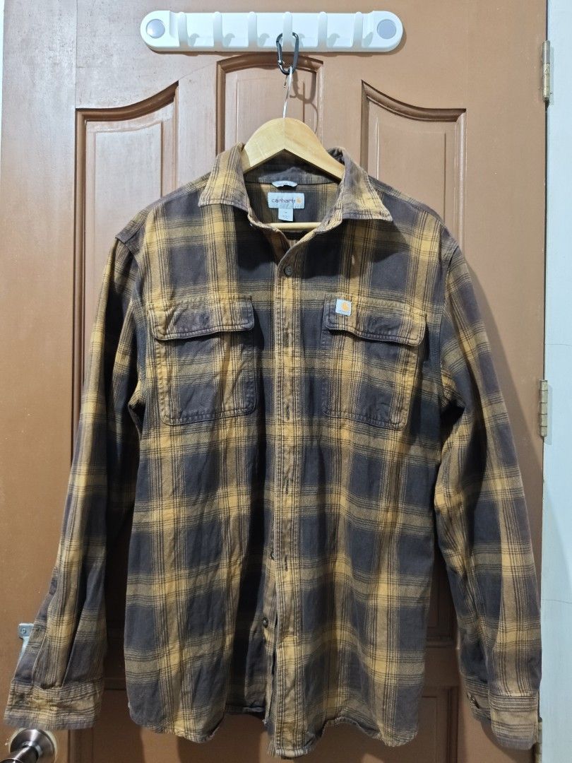 CARHARTT Long Sleeve Flannel (Category: Luxury Apparel) located in Batan. Submitted by weyahsthrift. (Listing ID 1466179751, Image 1). Description: .