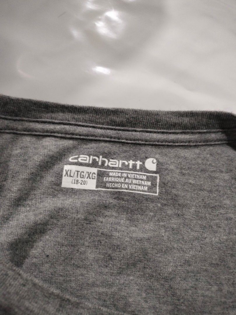 CARHARTT LONGSLEEVES‼️ (Category: Tshirts & Polo Shirts ) located in Abucay. Submitted by naixrazion199x (Listing ID 1466200085, Image 3). Description: CARHARTT LONGSLEEVES‼️ 💸💸+sf 20x27 excellent condition no issue pwede vouch or vcall para safe 📍bataan ship via j&t.