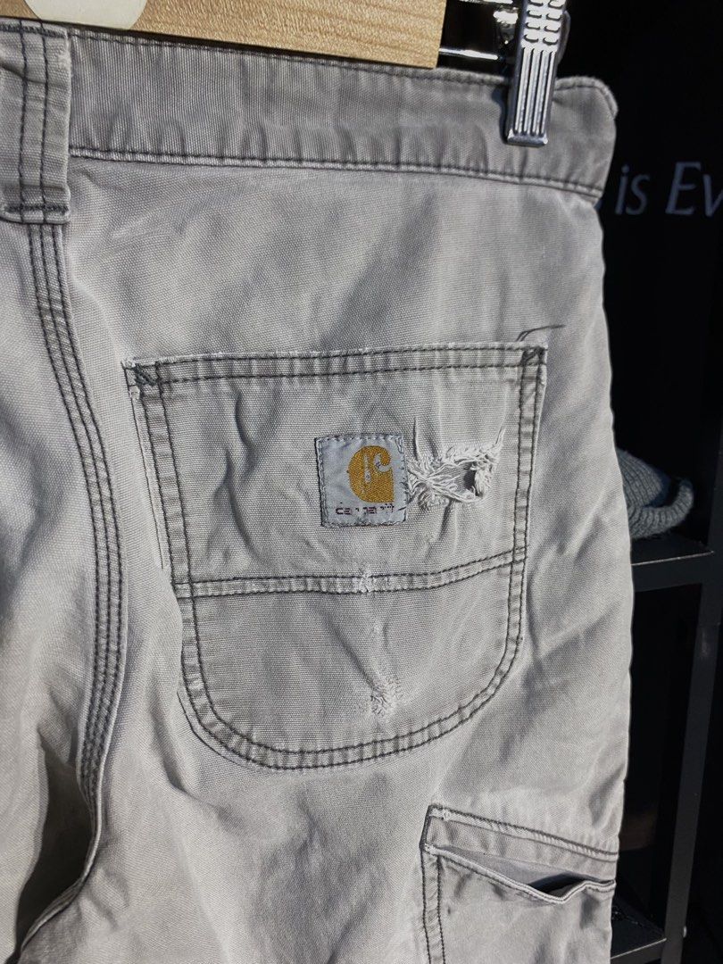 CARHARTT RELAXED FIT (Category: Jeans) located in San Pablo. Submitted by genesisllo24149 (Listing ID 1466186710, Image 3). Description: CARHARTT RELAXED FIT WAIST -> 32 LENGTH -> 38 THIGH -> 13 LEG OPENING -> 9 ISSUE -> SIGN OF USAGE CONDITION -> WELL USED DM TO PURCHASE 📥 DISCLAIMER: - Please manage your expectations, posted items are preloved, used & thrifted -Actual color may vary due to lighting -Flaker will be posted.