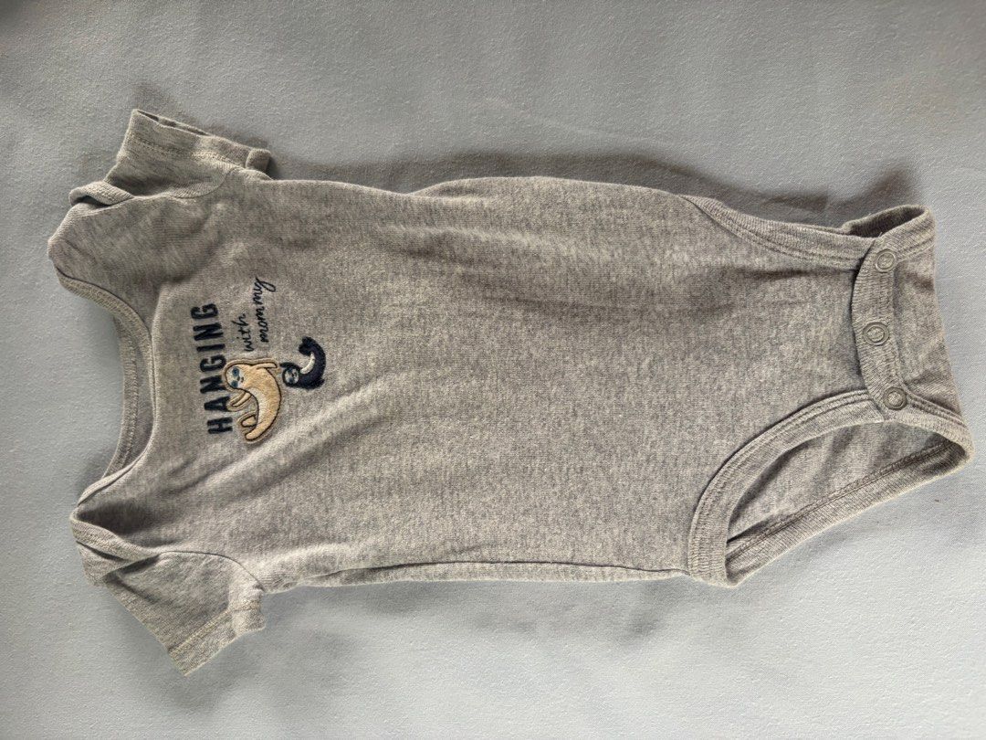 Carter’s Baby Romper 6–9 Months | Gray (Category: Babies & Kids Fashion) located in Iloilo. Submitted by fambathriftstore2017 (Listing ID 1466215310, Image 1). Description: Cute and comfy Carter’s baby romper in gray with an adorable little sea creature design 🐟💕 ✨ Brand: Carter’s ✨ Size: 6–9 Months ✨ Color: Gray ✨ Imported from USA 🇺🇸 ✨ Made in China ✨ Snap buttons at the bottom ✨ Pre-loved item ✨ Please check photos for actual condition Per