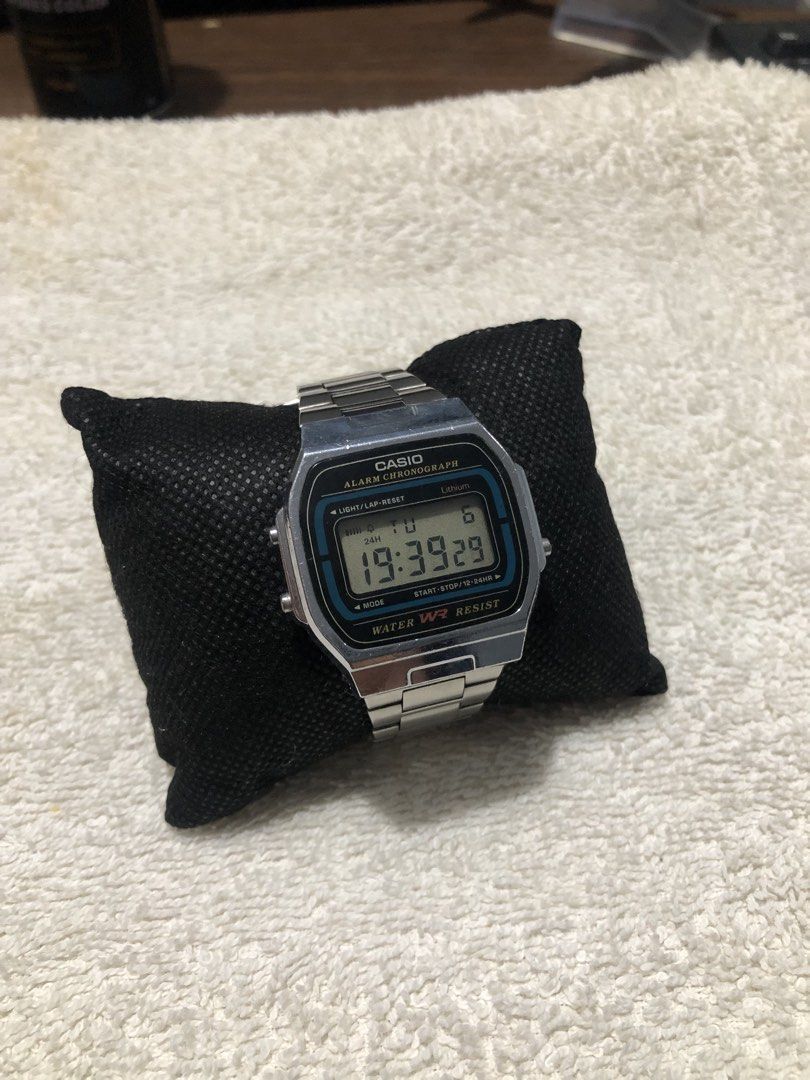 Casio A164W Vintage Digital Watch (Category: Men's Watches) located in Dagupan City. Submitted by alex123345 (Listing ID 1466316979, Image 2). Description: - Casio Vintage Digital *newly polished Brand: Casio Model: Casio Vintage Digital (A164W) Reference: A164WA-1VES (Module 593) Watch Movement: Casio Quartz Power Source: Battery (Lithium CR2016) Dial Details: Black and Blue Bordered Digital Display, LCD Screen, Alarm Chronograph Indicator Case 