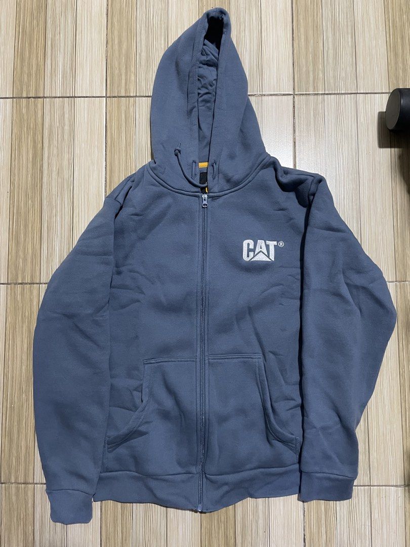 CAT Workers Full Zip Hoodie (Category: Coats, Jackets and Outerwear) located in Mandaluyong City. Submitted by _mksmt (Listing ID 1466206597, Image 1). Description: CAT Full zip Worker’s Hoodie - 10/10 Condition - good as new - fresh from 🇨🇦 - size L PHP 1,000 ONLY.
