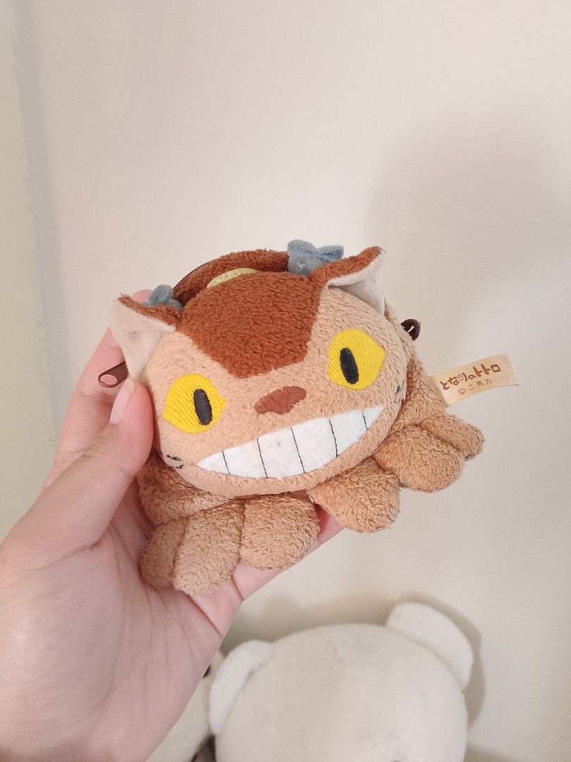 Catbus Plush Coin Pouch (Category: Purses & Pouches) located in La Trinidad. Submitted by honeysplushies2 (Listing ID 1466157941, Image 1). Description: studio Ghibli sun arrow .