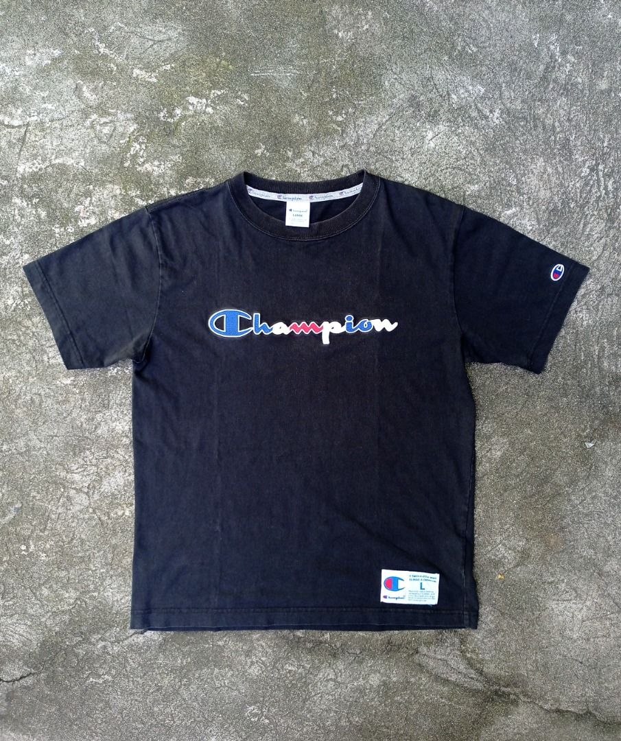Champion Black T-Shirt with Logo (Category: Tshirts & Polo Shirts ) located in Quezon City. Submitted by kelkel_21 (Listing ID 1466193679, Image 1). Description: ❗₱𝟲𝟬𝟬 ONLY FIXED❗+ SF ❗₱𝟲𝟬𝟬 ONLY FIXED❗ Color: 𝗙𝗮𝗱𝗲𝗱 𝗕𝗹𝗮𝗰𝗸 / 𝗪𝗮𝘀𝗵𝗲𝗱 𝗕𝗹𝗮𝗰𝗸 Description: 𝗖𝗵𝗮𝗺𝗽𝗶𝗼𝗻 𝗝𝗮𝗽𝗮𝗻 𝗠𝗮𝗿𝗸𝗲𝘁 𝗿𝗲𝗹𝗲𝗮𝘀𝗲 (𝗔𝗰𝘁𝗶𝗼𝗻 𝗦𝘁𝘆𝗹𝗲 𝗦𝗲𝗿𝗶𝗲𝘀 / 𝗖𝗼𝗱𝗲: 𝗖𝟯-𝗥𝟯𝟬𝟱). Condition: 𝟴.𝟱/𝟭𝟬 Good Condition (𝗠𝗮𝘆 𝗺𝗮𝗹�