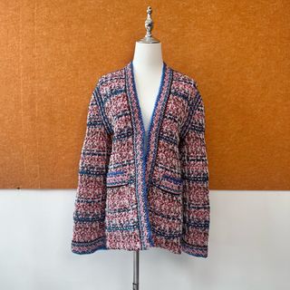 （分類：）位於 。 由 lion_resells 提交（商品編號 1466253846，圖片 1）。簡介： 。
