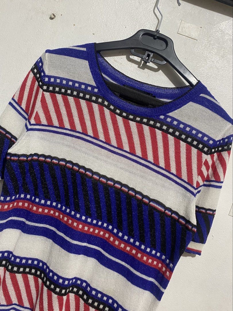 Chanel Shirt (Category: Shirts) located in Manila. Submitted by brndn.rgld (Listing ID 1466213401, Image 2). Description: 17 width 24 length Excellent condition No issue Goods na goods pa Dm me ur sure offer📲.