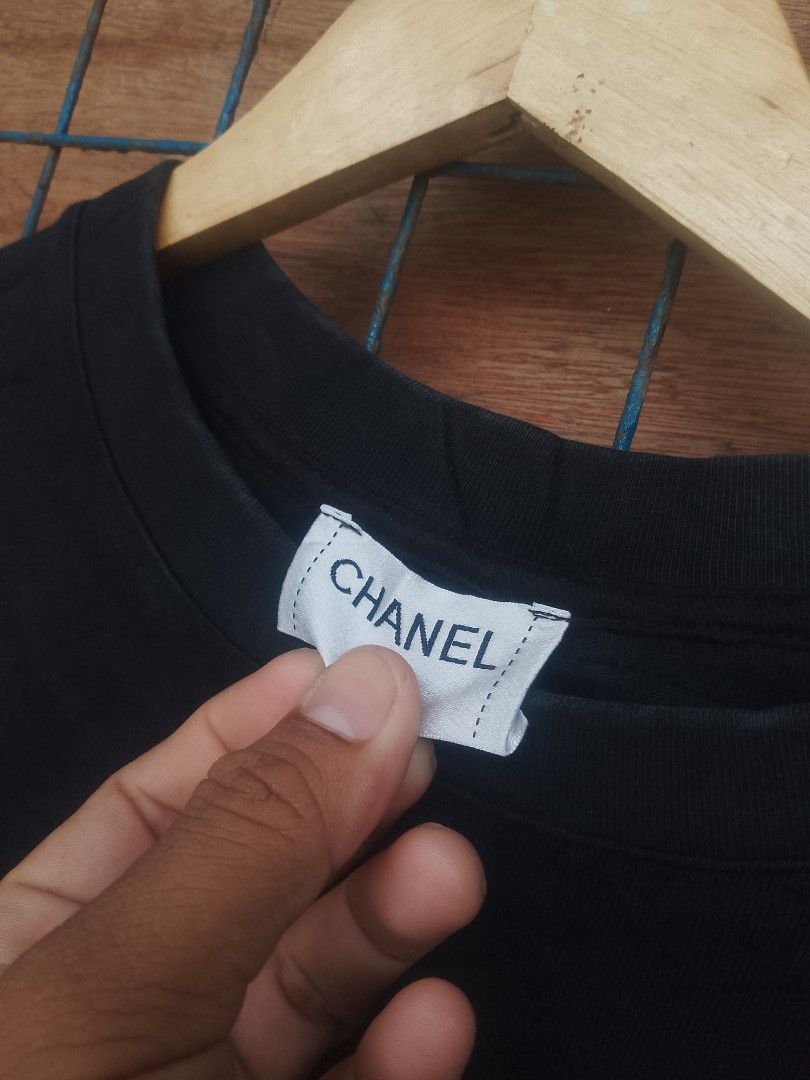 CHANNEL T SHIRT (Category: Activewear) located in Bacolod City. Submitted by carlo1019 (Listing ID 1466185026, Image 3). Description: CHANNEL T SHIRT UNISEX .