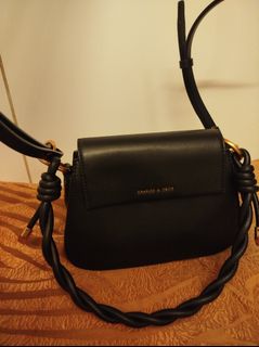 （分類：）位於 。 由 seller37923 提交（商品編號 1466298202，圖片 1）。簡介： 。