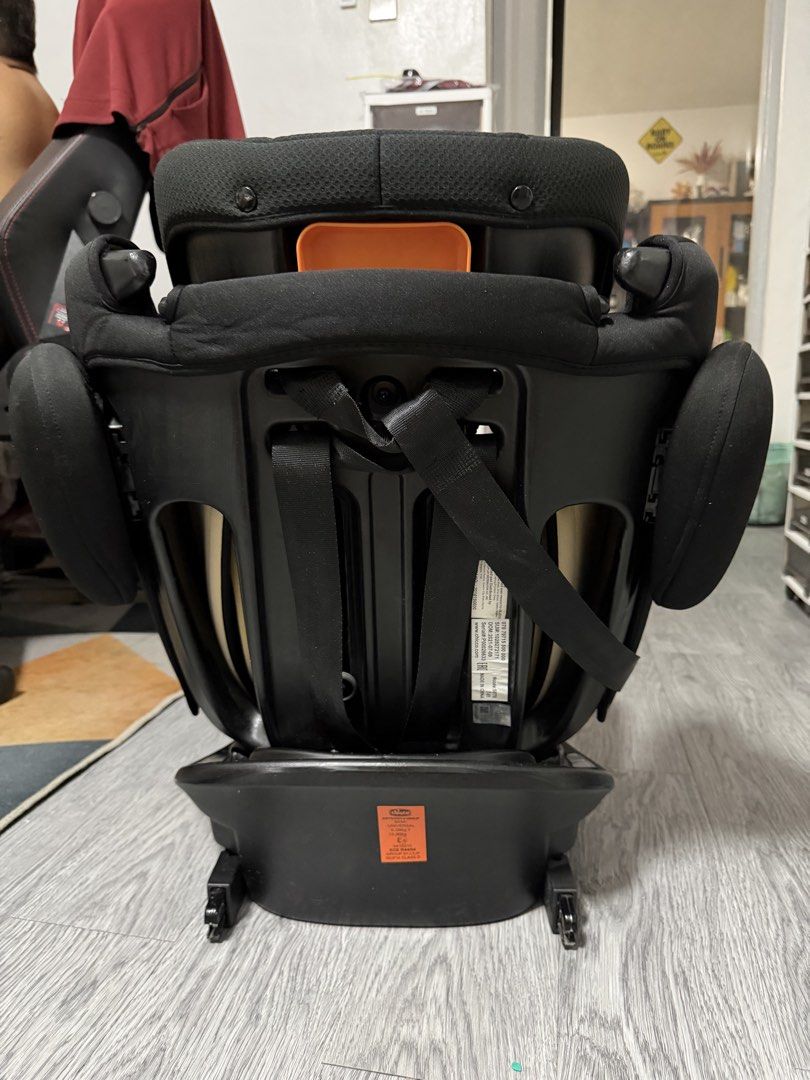 Chicco convertible car seat with ISOFIX (Category: Car Seats) located in Muntinlupa City. Submitted by zealdolphin.923128 (Listing ID 1466229179, Image 2). Description: - Chicco child car seat in sleek black and grey - Supports both rearward and forward-facing installation - Equipped with built-in ISOFIX connectors and top tether system for maximum safety - Includes secure safety harness straps with comfortable shoulder pads - Features a handy in