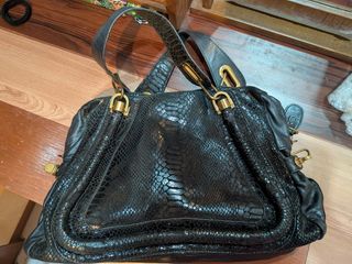 (Category: ) located in . Submitted by loveluvbuy (Listing ID 1466161981, Image 1). Description: .